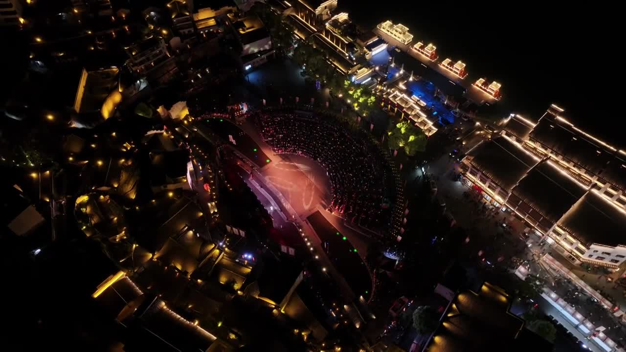 4K航拍怀化市洪江区洪江古商城夜景视频素材画面3