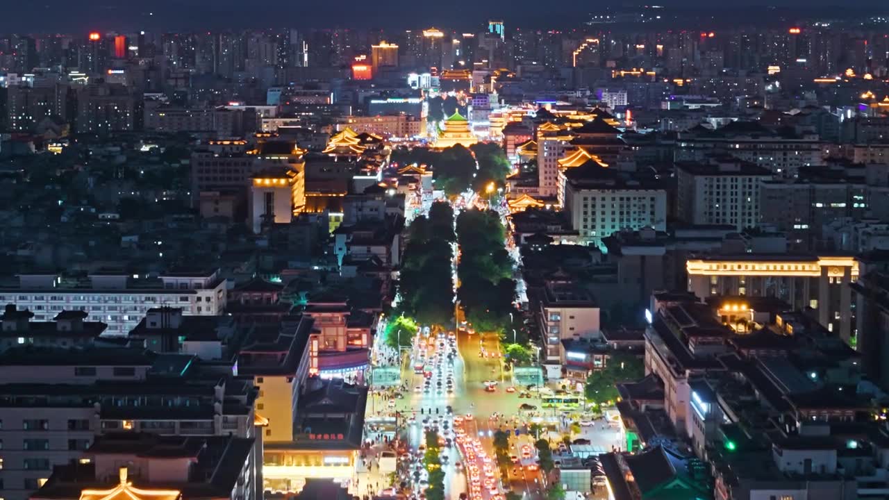 西安城墙西门安定门夜景航拍视频素材画面1