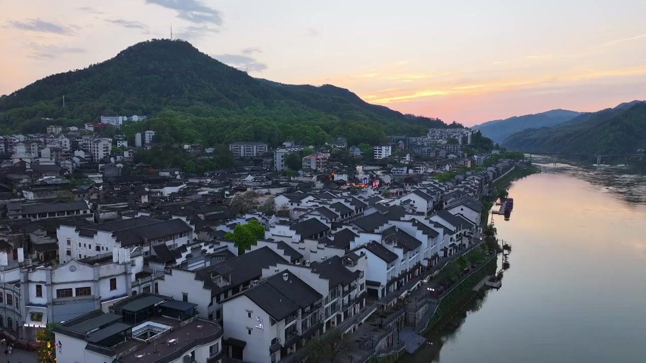 4K航拍怀化市洪江区洪江古商城夕阳视频素材画面3