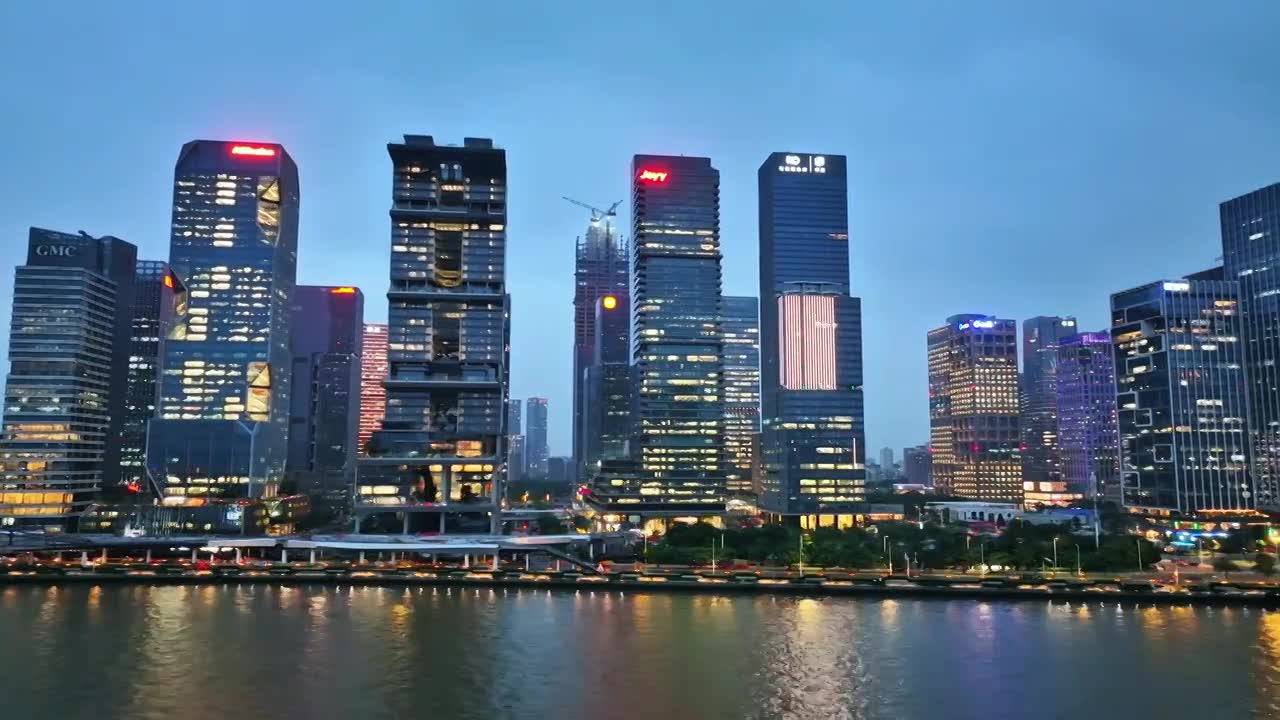 广州琶洲西区蓝调摄影视频素材画面1
