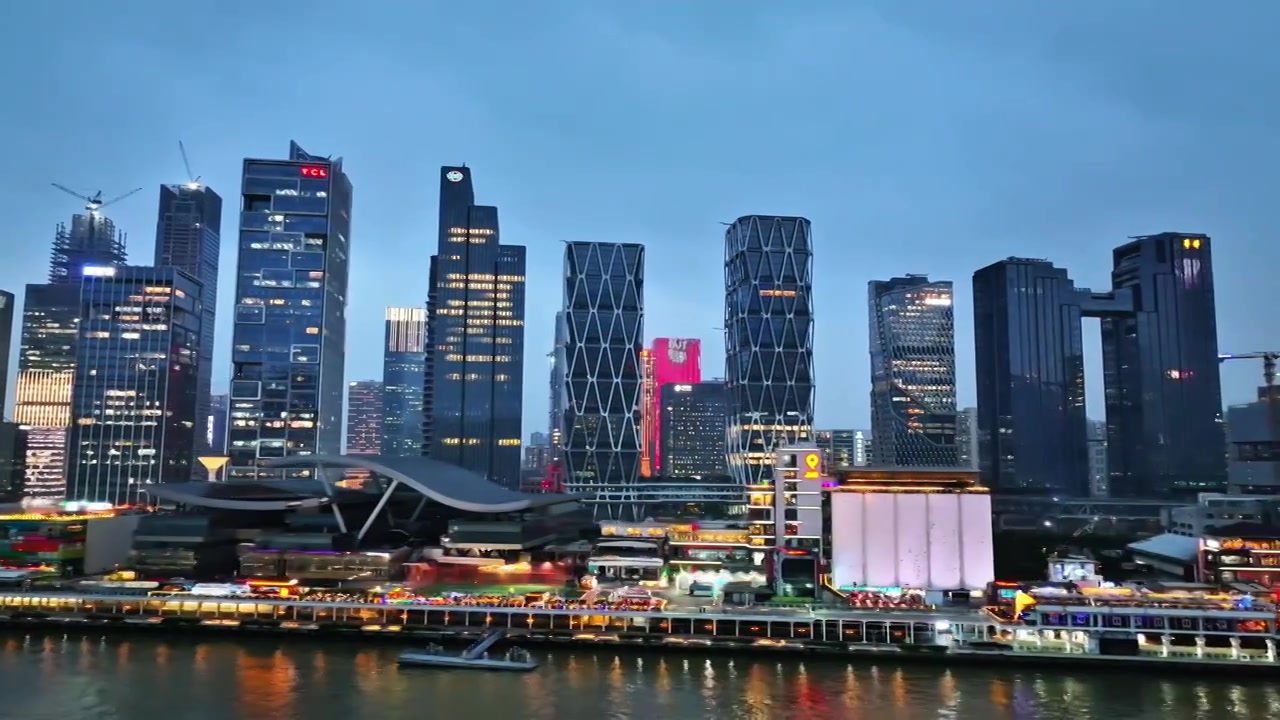 广州琶洲西区蓝调摄影视频素材画面4
