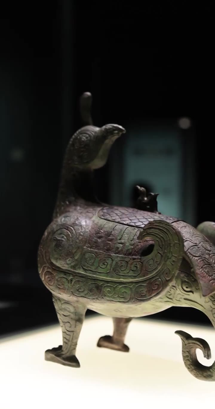 西周鸟尊，山西博物院镇馆之宝视频素材画面1