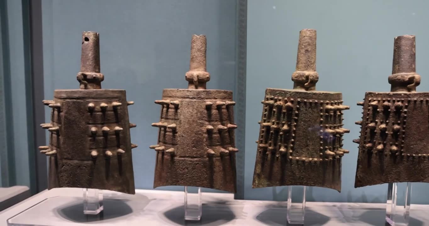 西周青铜编钟楚公逆钟，山西博物院藏视频素材画面1