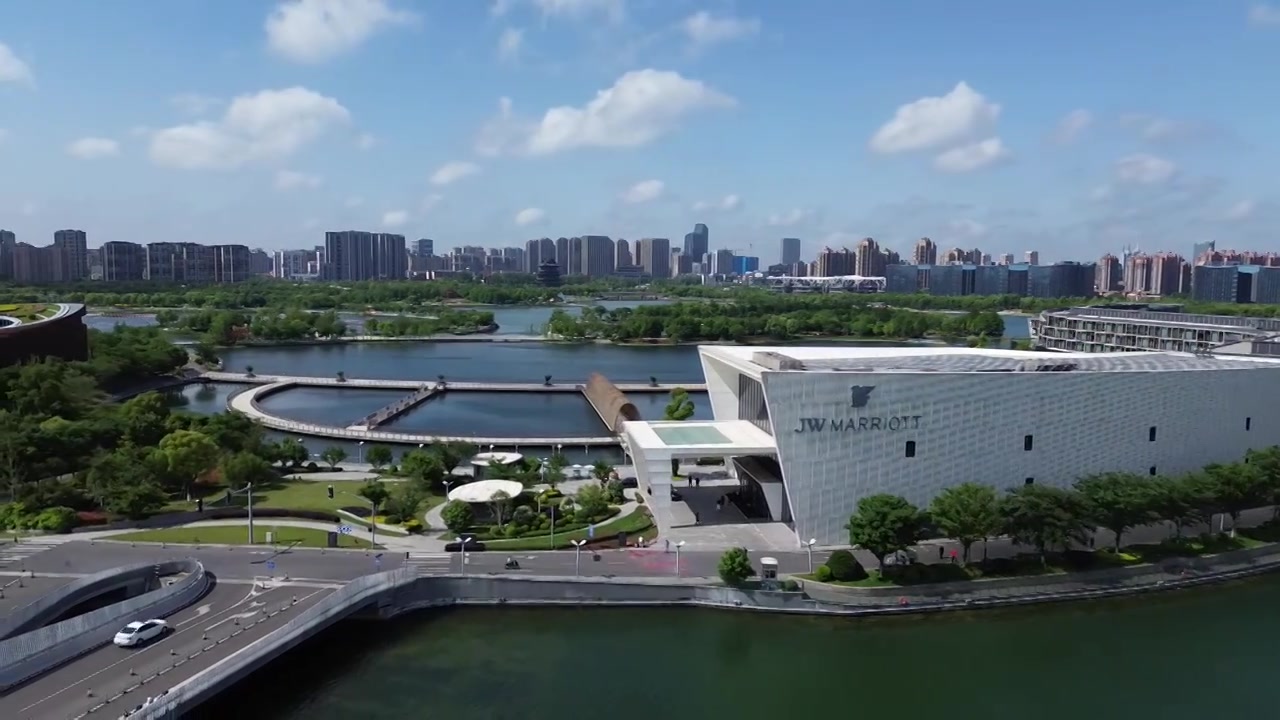 JW万豪酒店，上海之鱼景区，上海市奉贤区，无人机航拍影像视频素材画面4