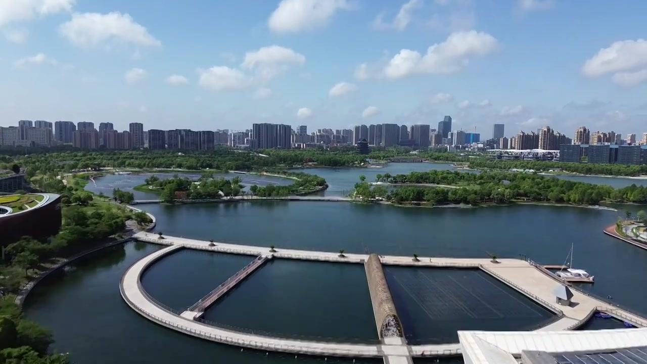 JW万豪酒店，上海之鱼景区，上海市奉贤区，无人机航拍影像视频素材画面3