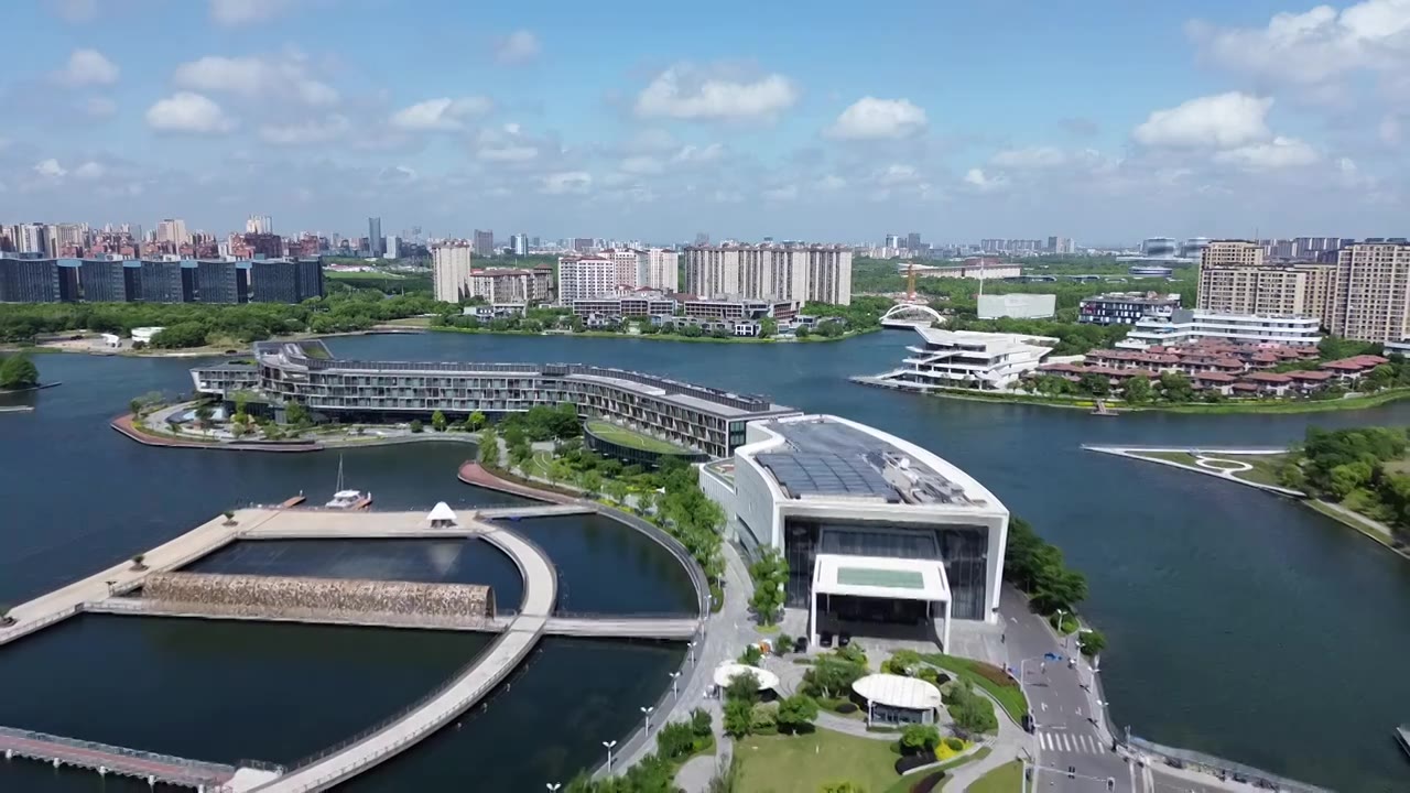 JW万豪酒店，上海之鱼景区，上海市奉贤区，无人机航拍影像视频素材画面4