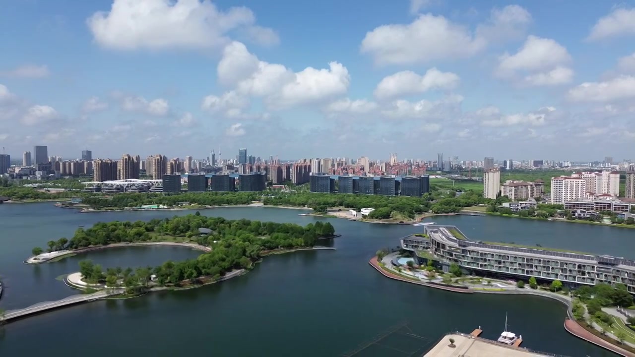 JW万豪酒店，上海之鱼景区，上海市奉贤区，无人机航拍影像视频素材画面3