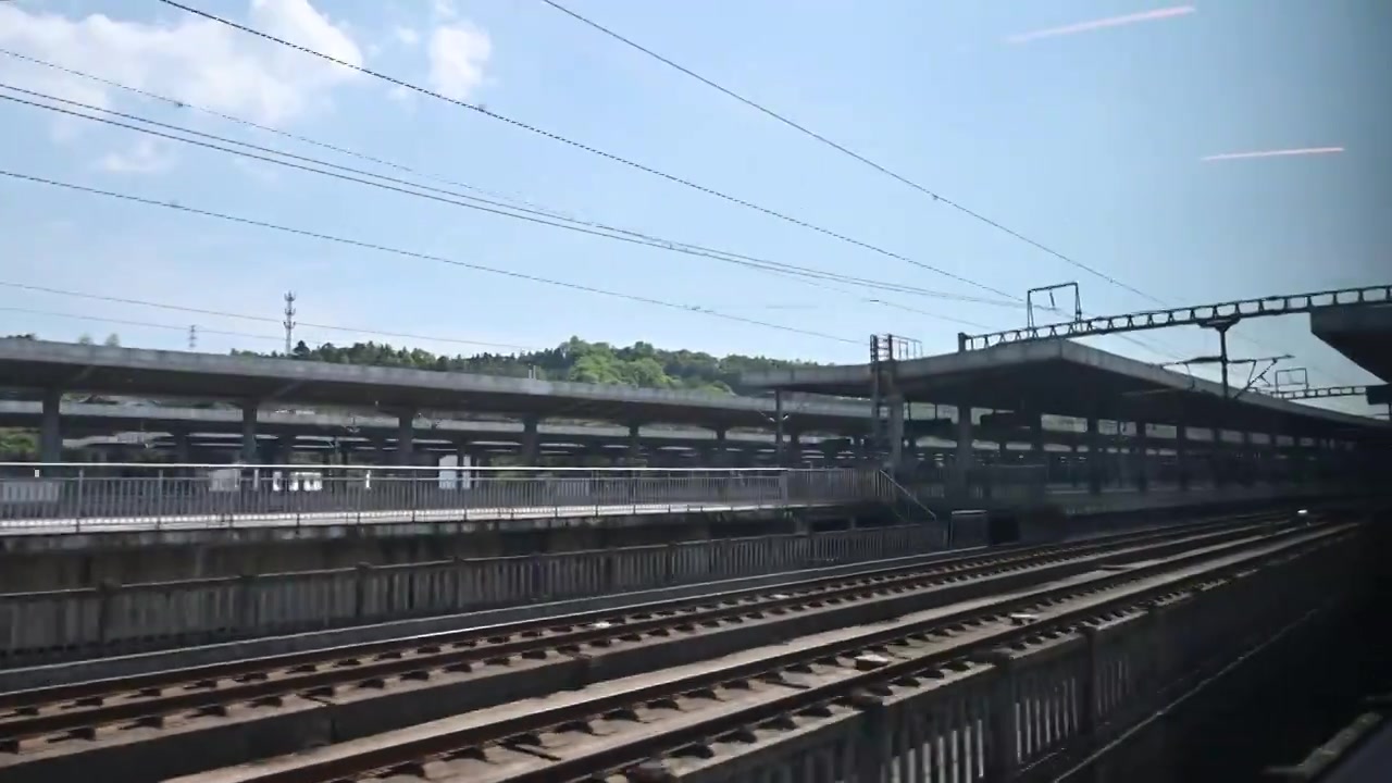 火车站高铁进站视频素材画面4