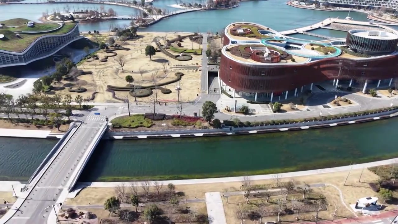 上海奉贤上海之鱼（金海湖）风光视频素材画面3