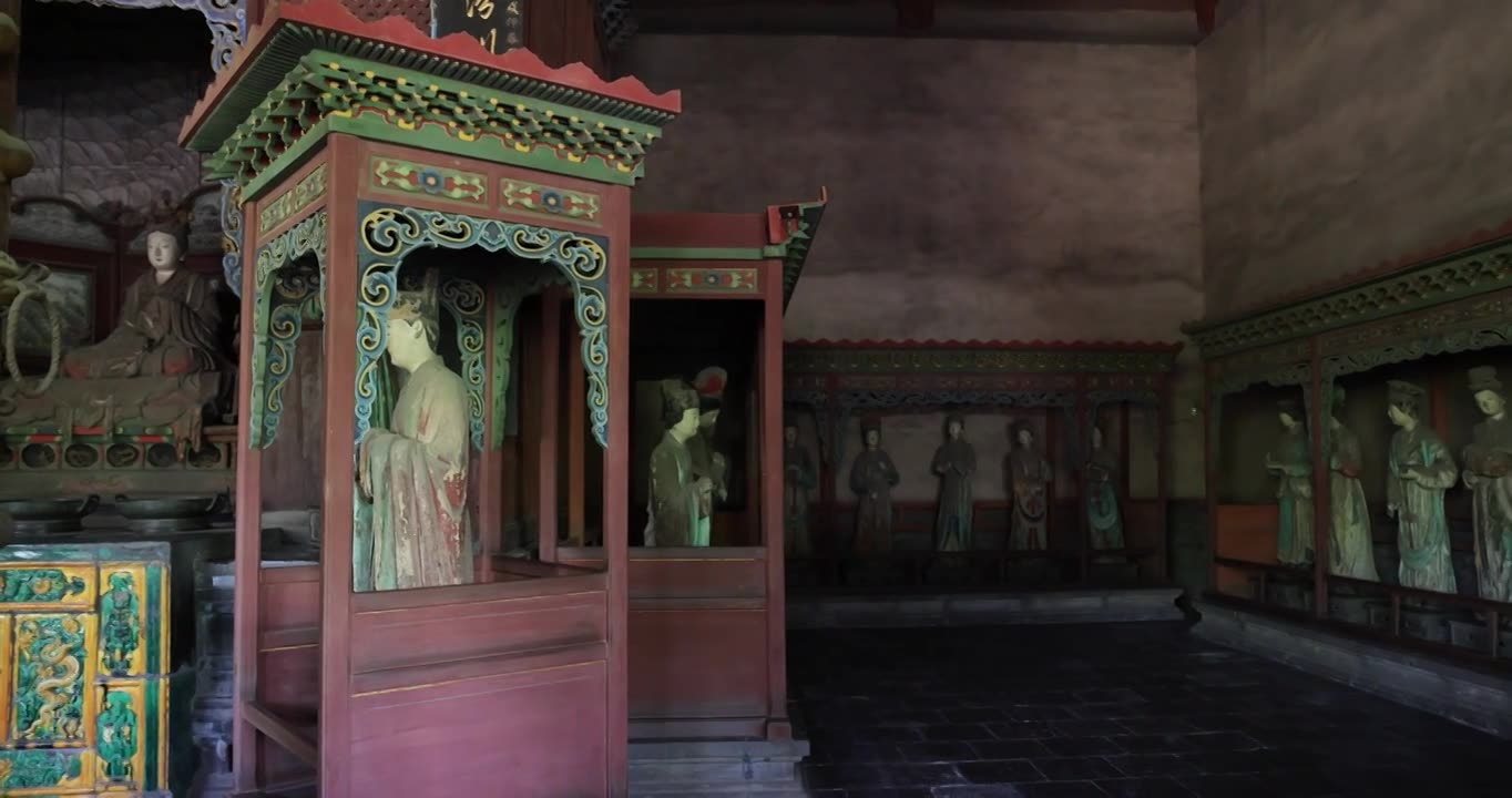 山西太原晋祠宋代彩塑西周武王后、唐叔虞之母邑姜视频素材画面1