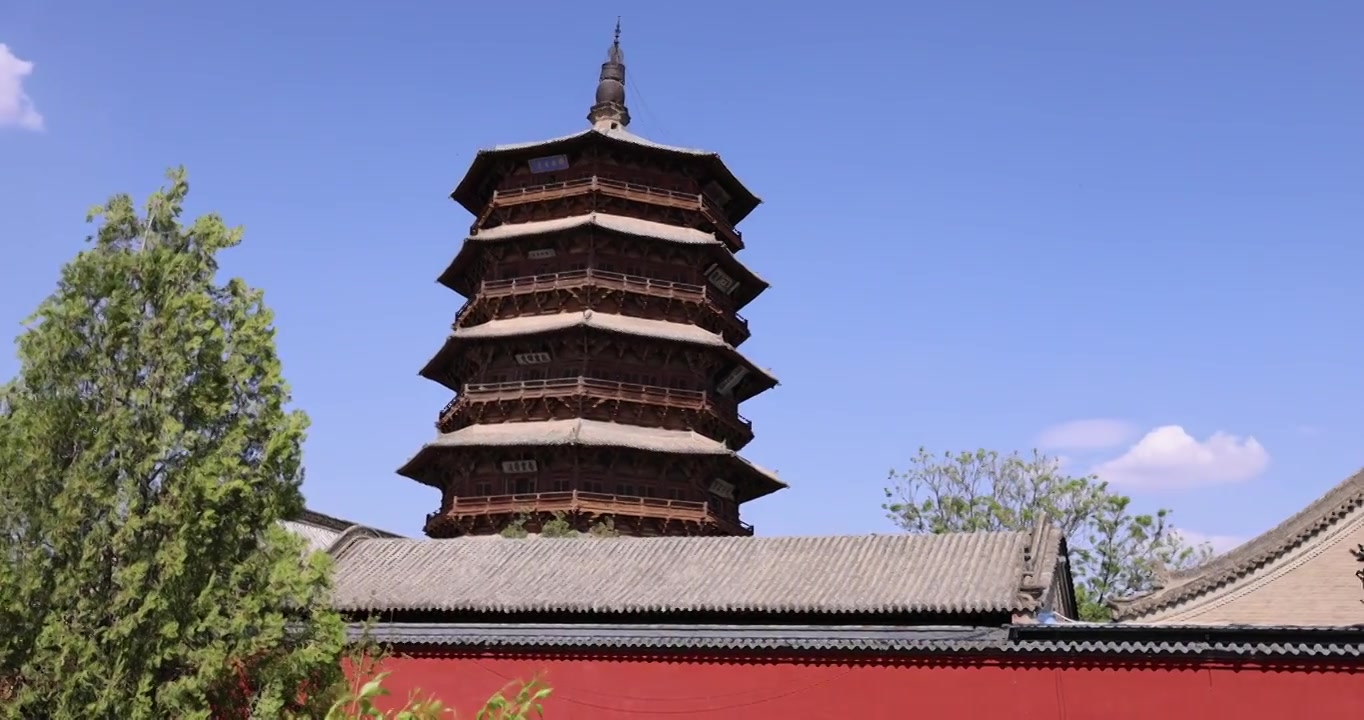 山西朔州应县木塔世界最高纯木古塔视频素材画面3