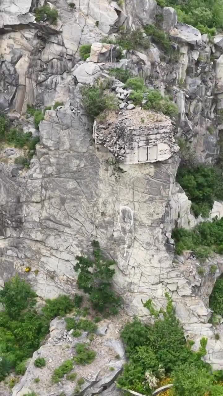 航拍济南卧牛山地质公园视频素材画面1