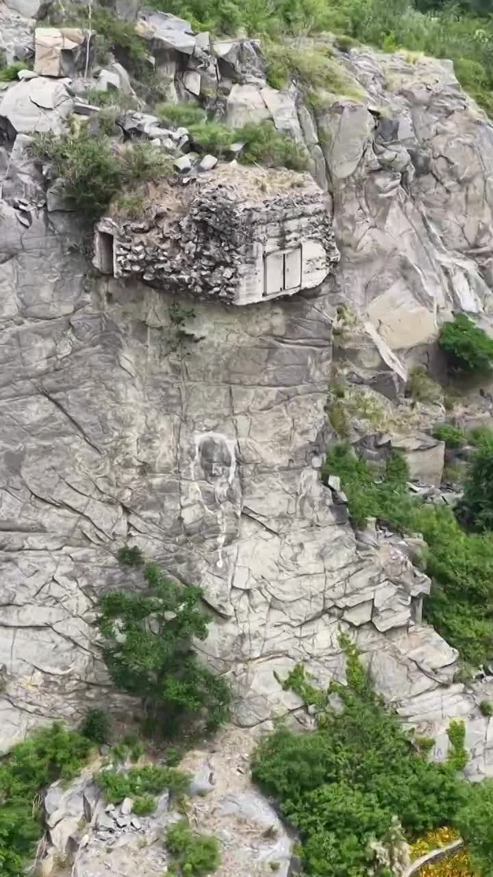 航拍济南卧牛山地质公园视频素材画面1