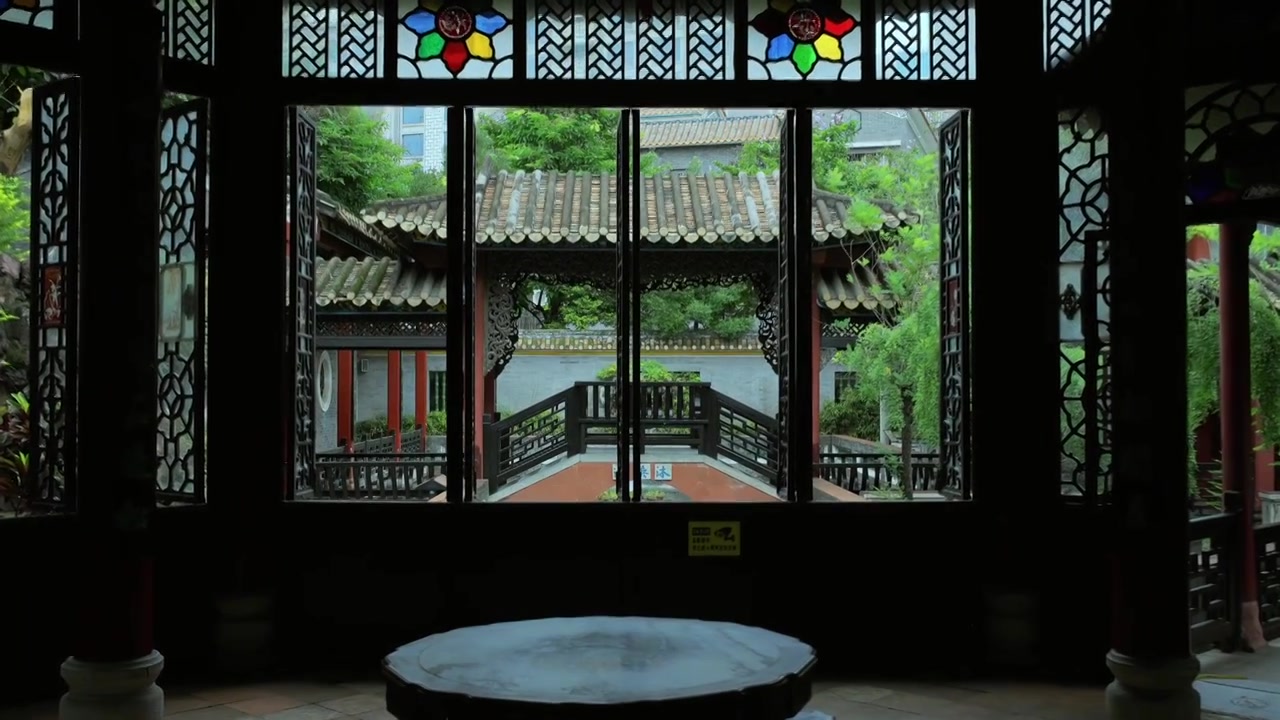 广东四大名园清晖园屋檐窗花门厅中近景特写视频素材画面3