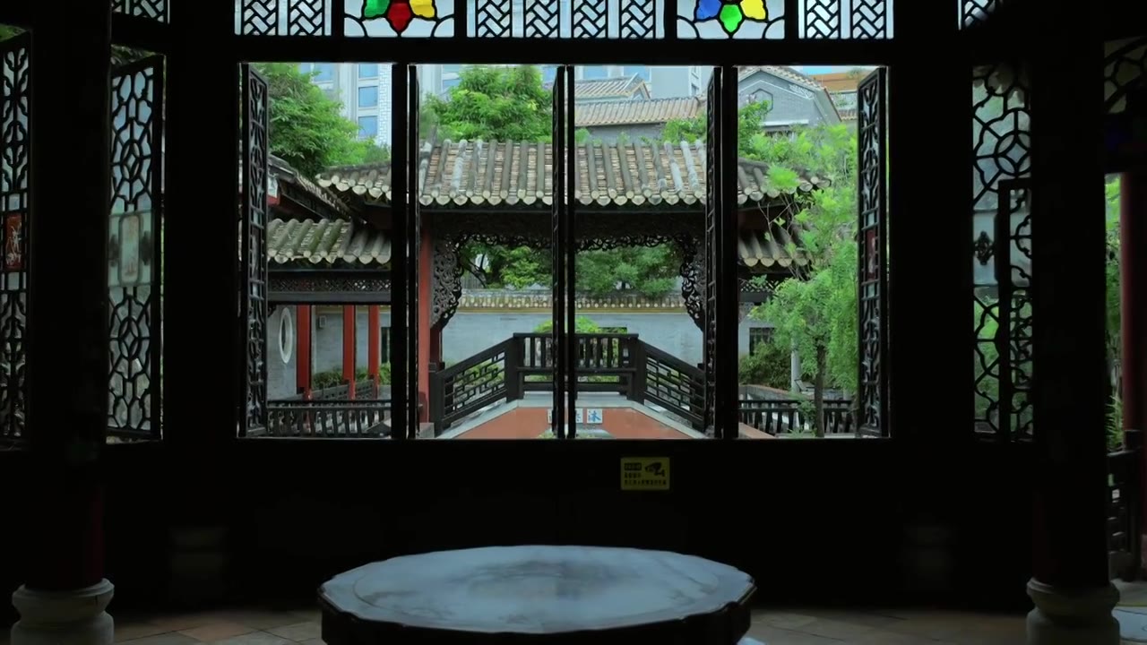 广东四大名园清晖园屋檐窗花门厅中近景特写视频素材画面4
