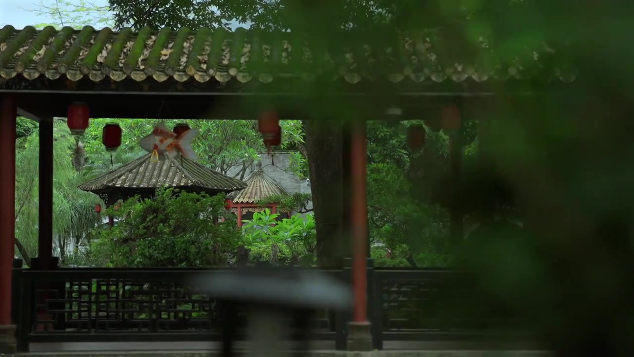 广东四大名园清晖园屋檐窗花门厅中近景特写视频素材画面4