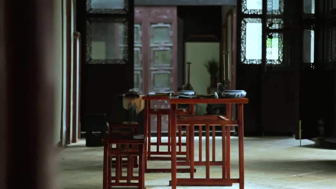 广东四大名园清晖园屋檐窗花门厅中近景特写视频素材画面1
