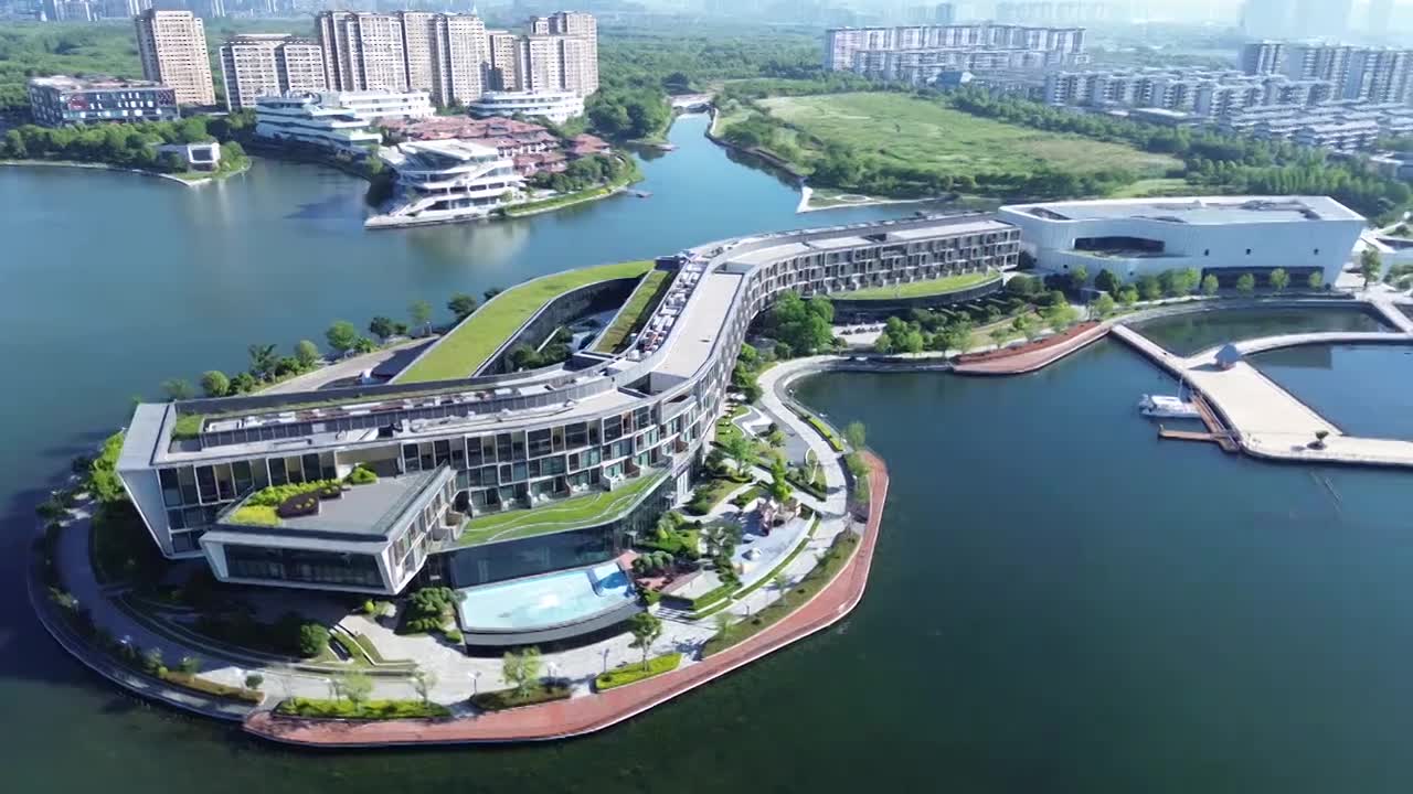 JW万豪酒店，上海之鱼景区视频素材画面1