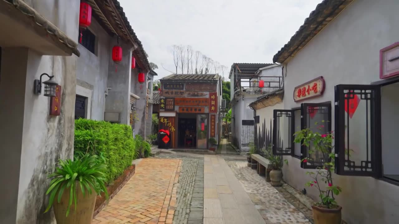 深圳大鹏古城老巷子视频素材画面1