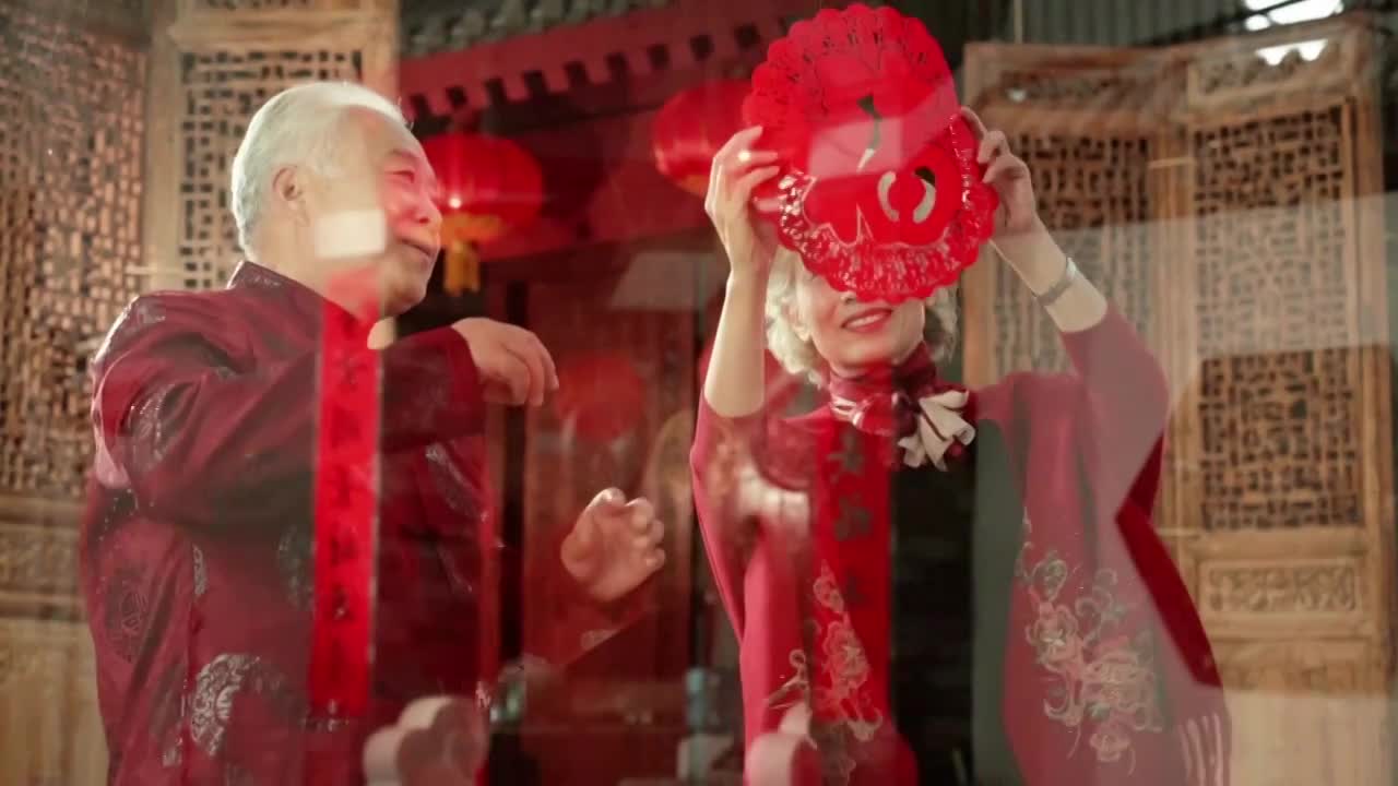 东方家庭回家过年吃团圆饭视频合集视频素材画面1