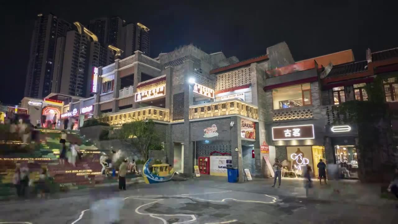 广西南宁中山路步行街美食街骑楼老街视频素材画面1