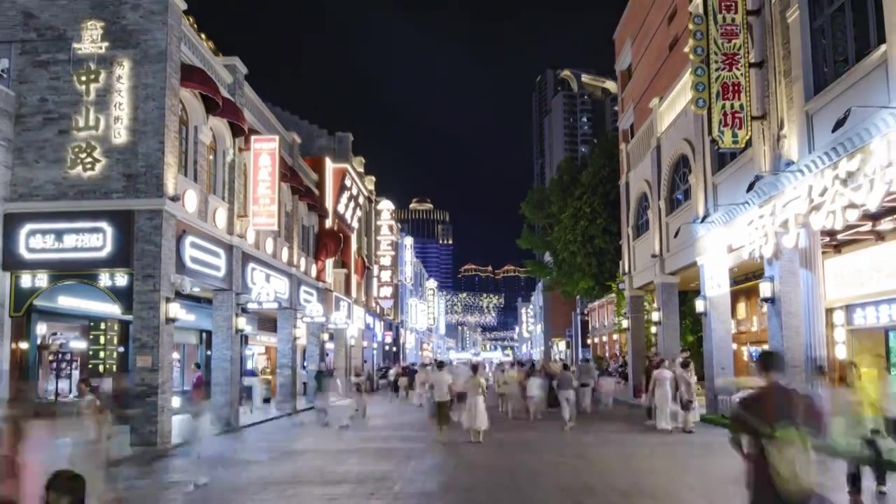 广西南宁中山路步行街美食街骑楼老街视频素材画面4
