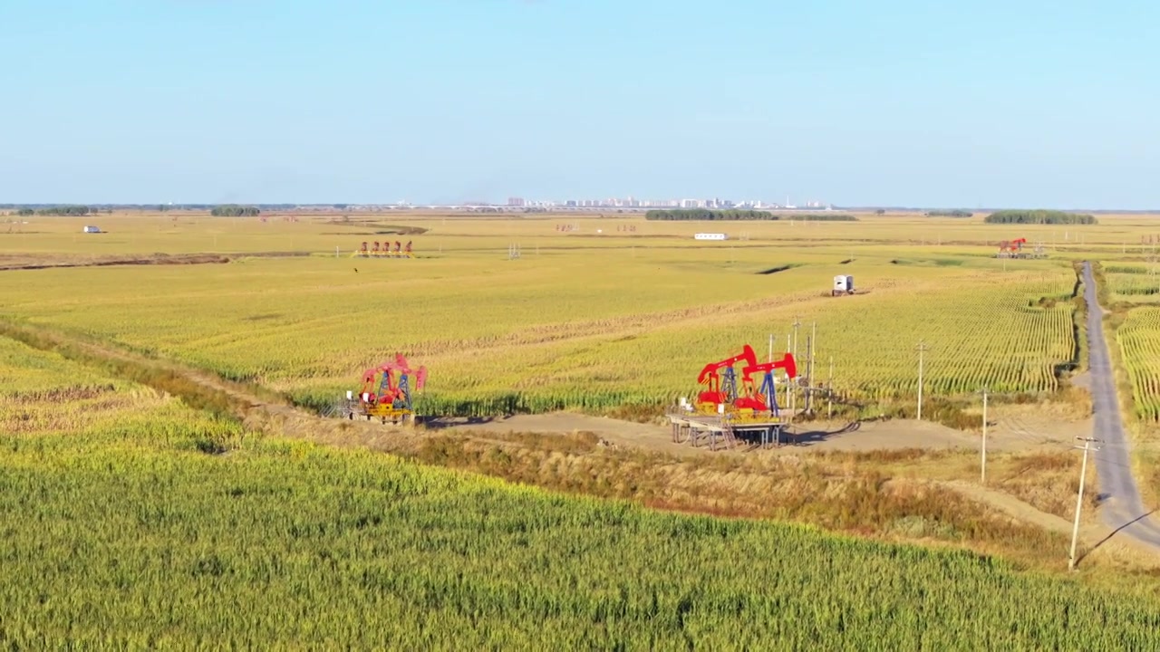 石油开采视频素材画面3