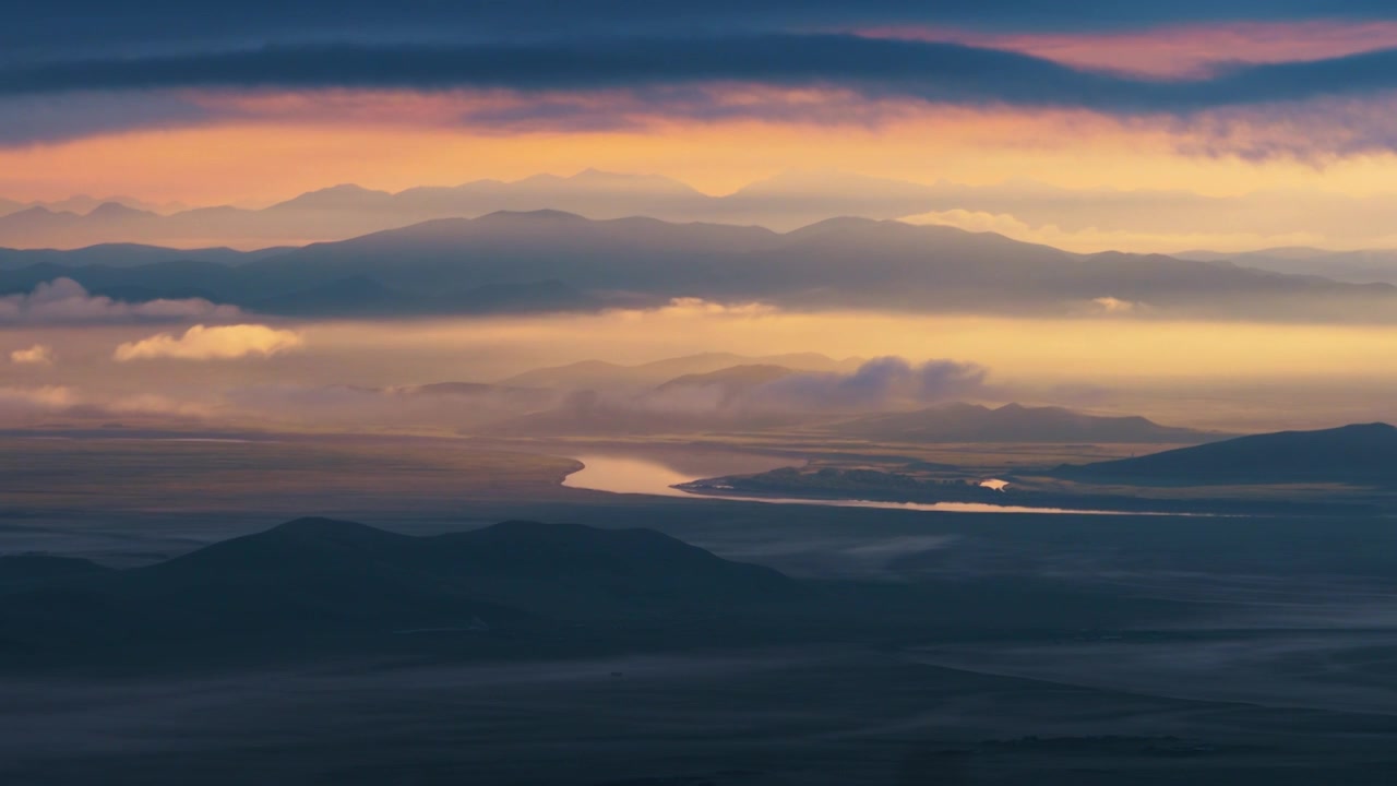 四川黄河九曲晨雾日出高原自然风光航拍全景大片视频素材画面3