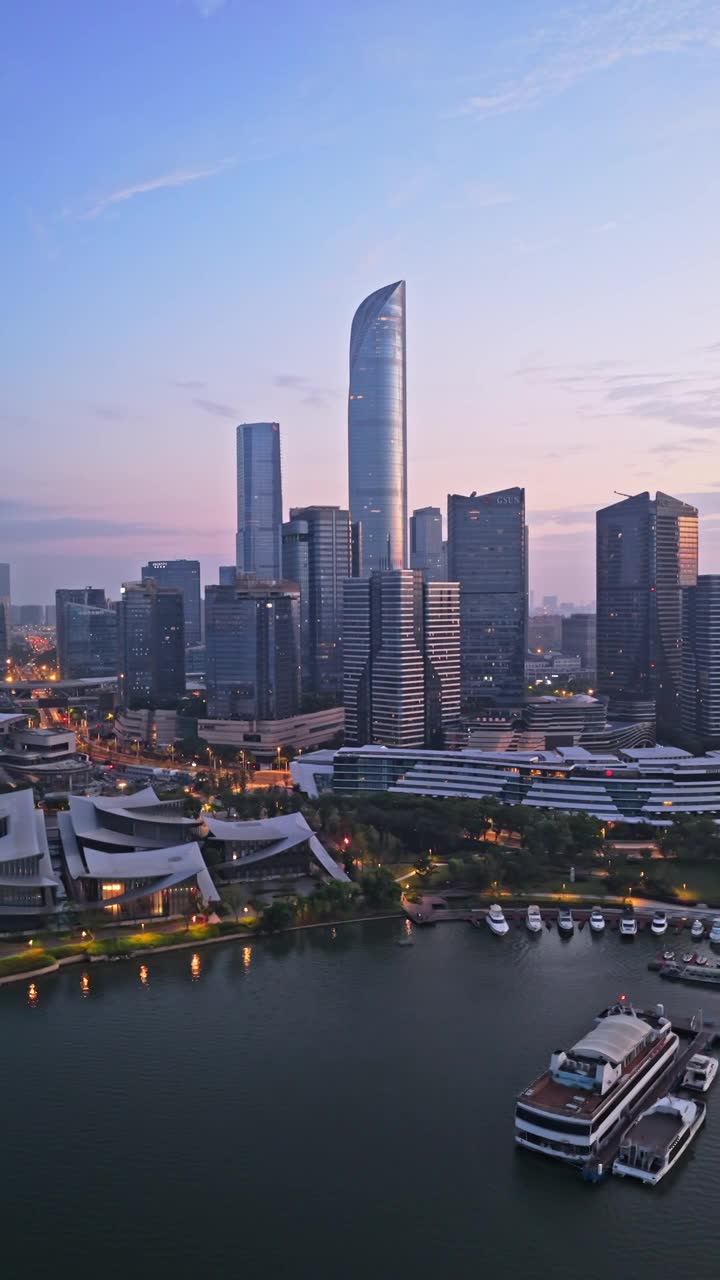 苏州金鸡湖城景视频素材画面1