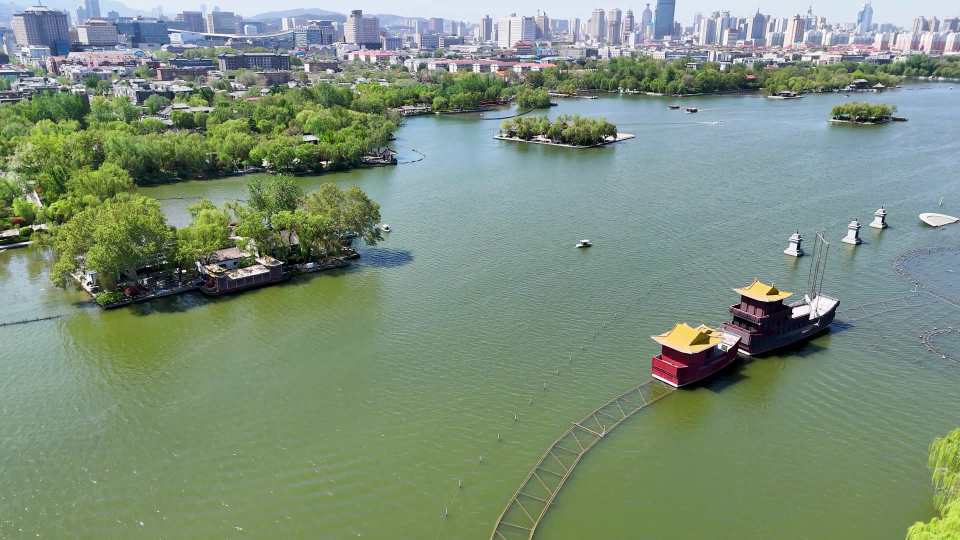 济南 大明湖 航拍视频素材画面2