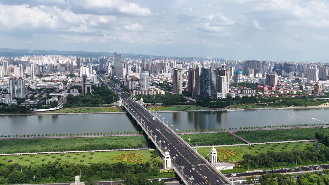 太原迎泽大桥视频素材画面1