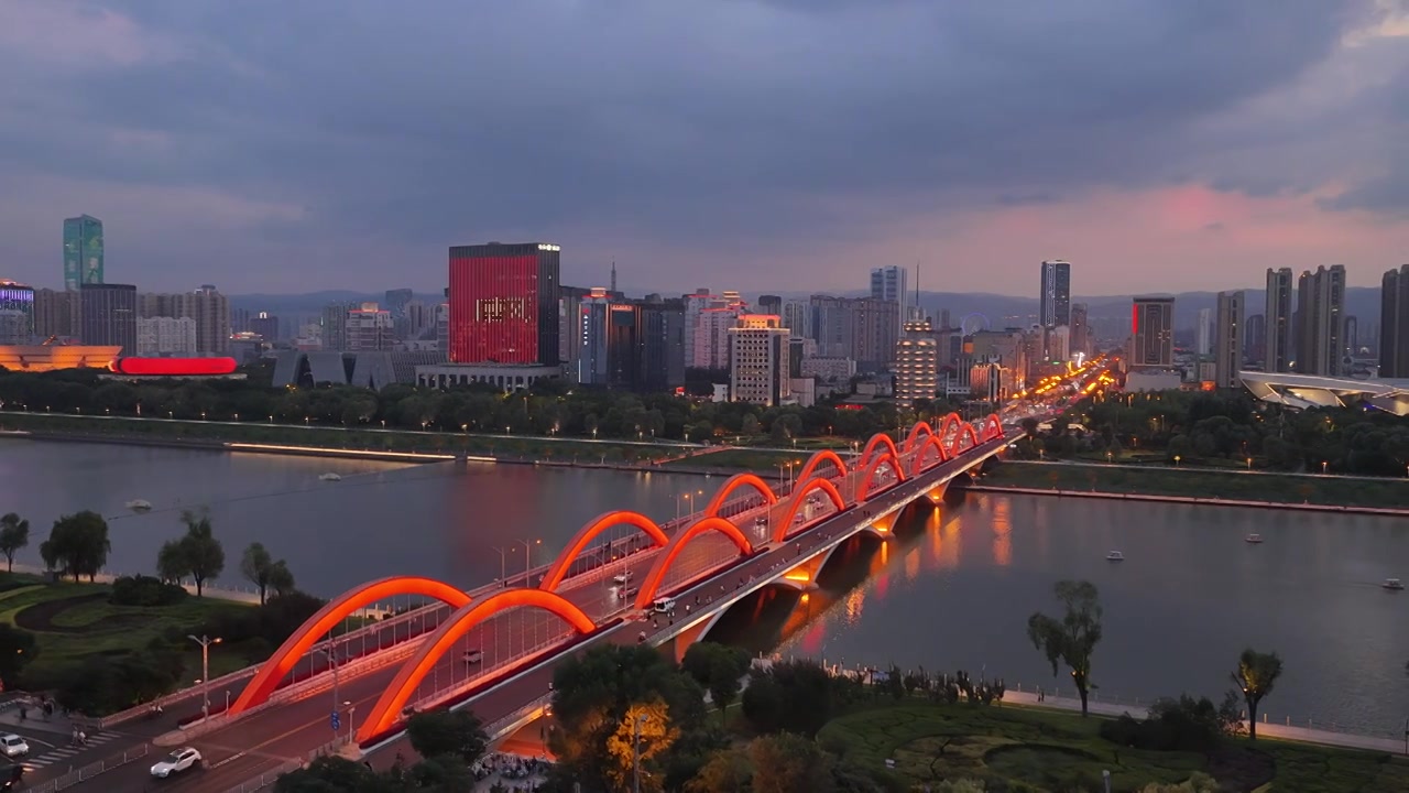 太原漪汾桥视频素材画面4
