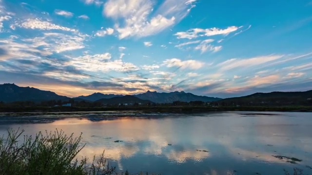 落日十分的霞光水影视频素材