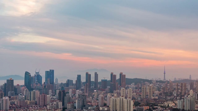 俯瞰青岛沿海傍晚落日美景视频素材