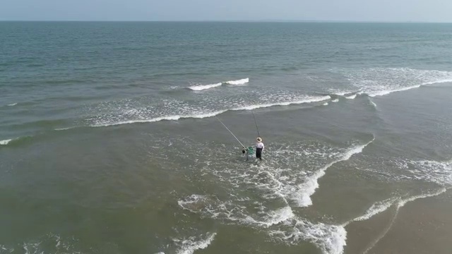 航拍湛江：湛江东海岛海边白昼景观视频素材