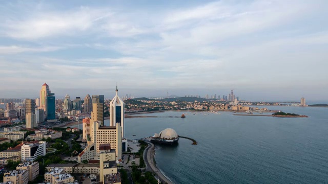 青岛栈桥景区，海岸线延时摄影视频素材