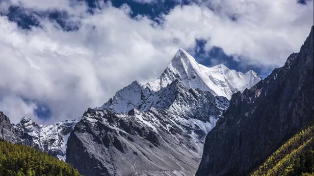 稻城亚丁雪山视频素材