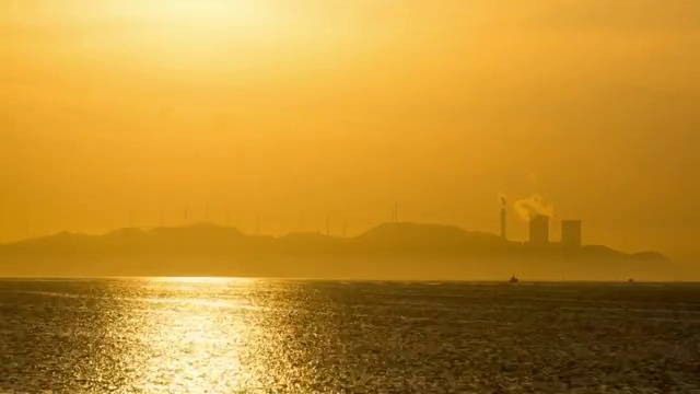 渤海海面迷人的日落风光视频素材