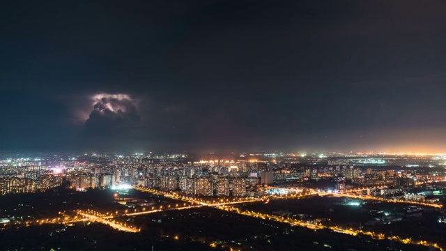 北京五环上空的闪电云视频素材