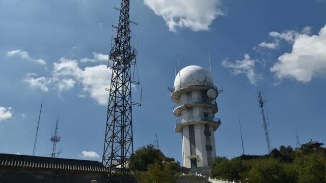 独家：北京房山百花山主峰之秋 华北空管局雷达站视频下载