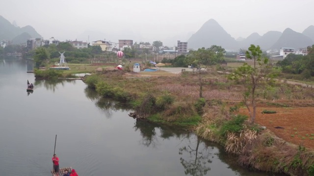 冬日暖阳下的遇龙河风光视频素材