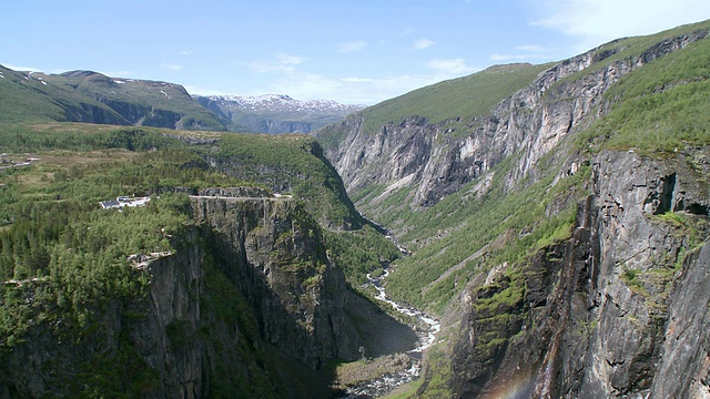 挪威Hordaland Voringsfossen / edfjord瀑布全景图视频素材