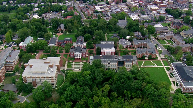 WS AERIAL ZI ZO华盛顿和李大学/弗吉尼亚，美国视频素材