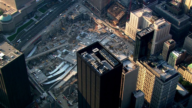 从空中俯瞰自由塔的基础建筑。2003年拍摄的。视频素材