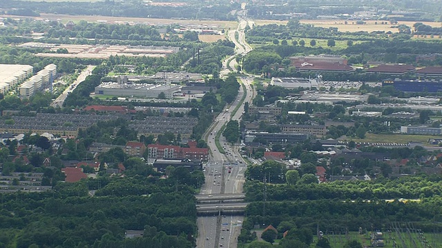 丹麦哥本哈根Roskildevej(道路)的高空全景图视频素材