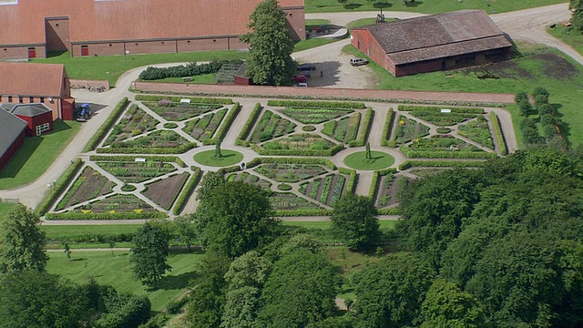 Gammel Estrup槽/ Viborg，丹麦，WS AERIAL ZI ZO PAN视频素材