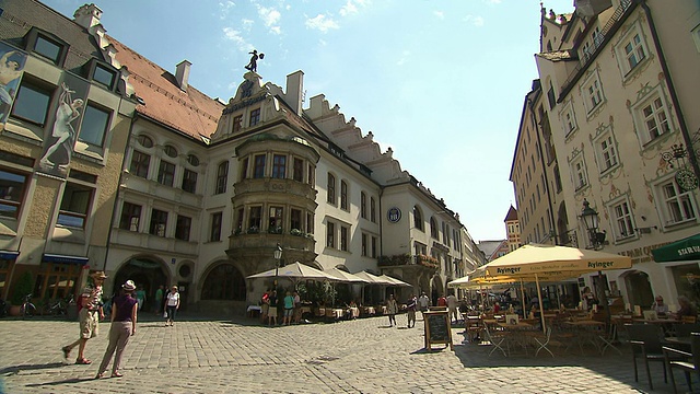 HofbrÃ¤豪斯、地方、餐厅、阳光、蓝天、人视频素材