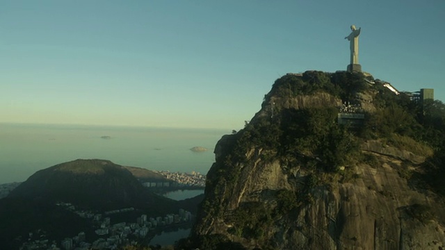 海景与蓝天建筑视频素材