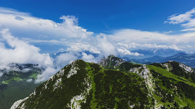 温德尔斯坦山的T/L -美丽的云景-北部视频下载