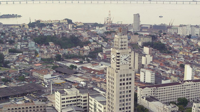 一个aerialÂ â的里约热内卢de Janeiro的城市。中央做BrasilÂ， â清晰可见。视频素材